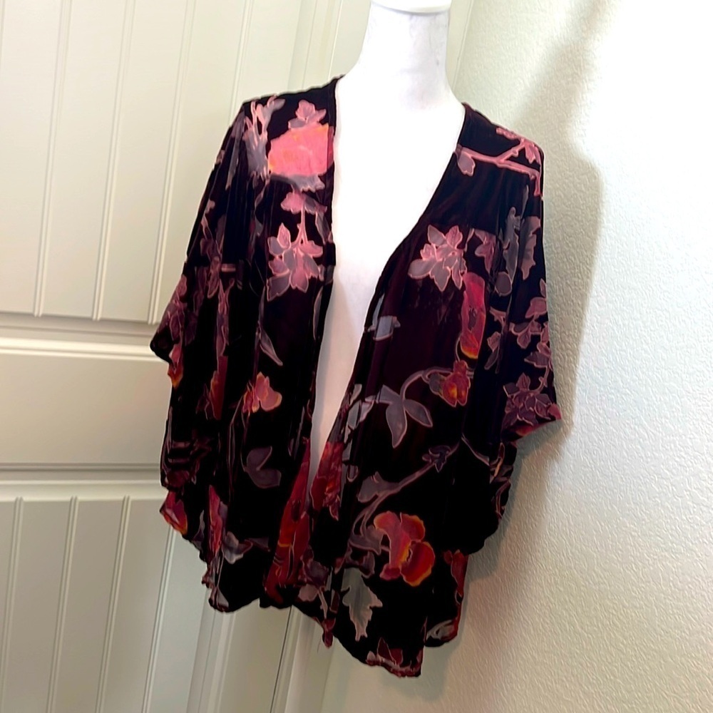 Velvet Floral Design, Lightweight Cardigan